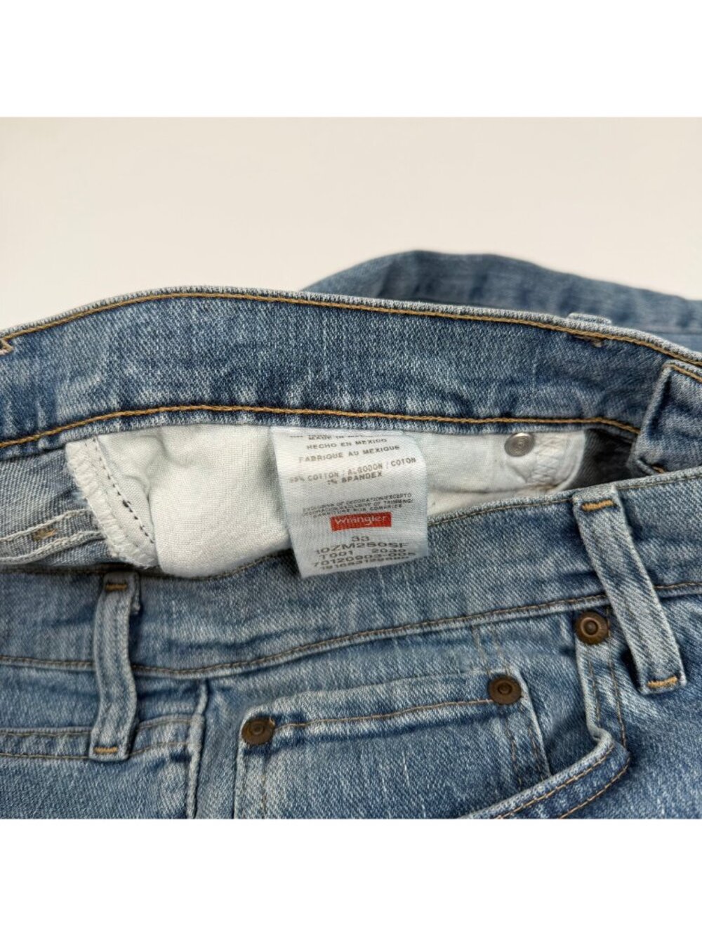 Wrangler Authentics Baggy Denim Shorts 33 - Picture 5 of 5